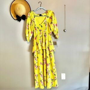 NWT Taylor yellow floral maxi dress